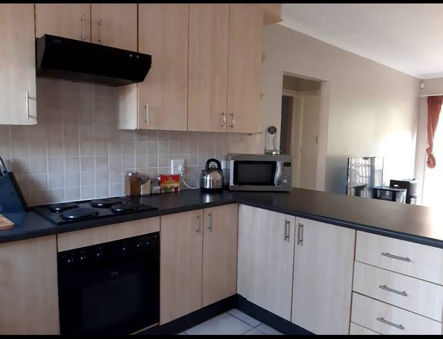 3 BEDROOM TOWNHOUSE RENTED IN WALMER HEIGHTS